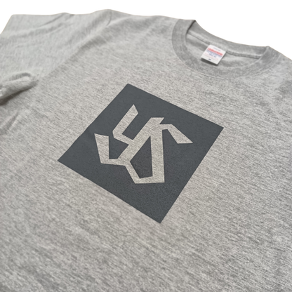 【発売中】YSロゴTシャツアッシュ26